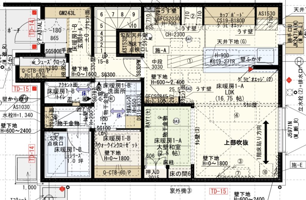 31.75坪の1階の間取り図