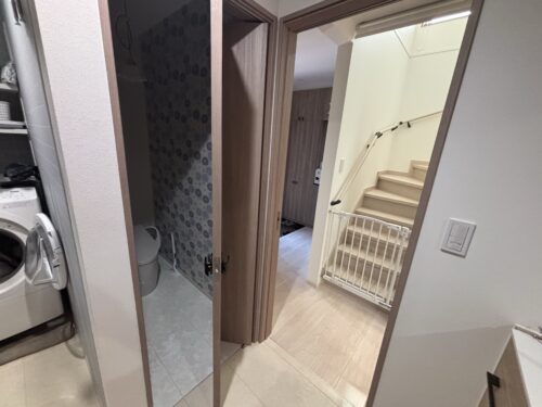 一条工務店　折れ戸　開いている時